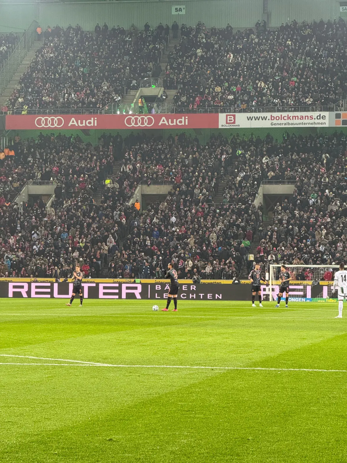 门兴格拉德巴赫客场大胜法甲球队