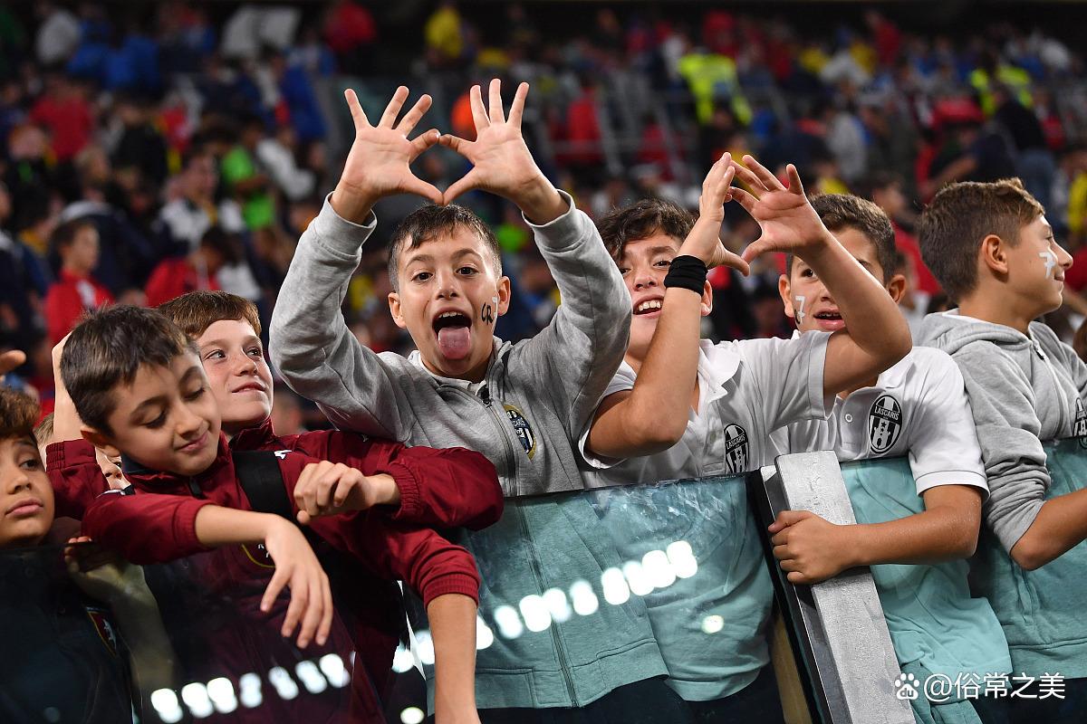 开云体育登录-回归战火焰决赛，球迷热情不减