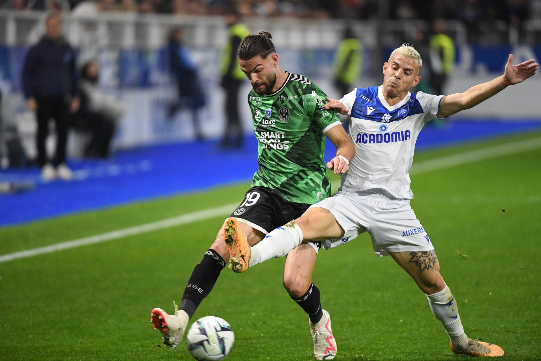 圣埃蒂安客场不敌对手，遭遇连败