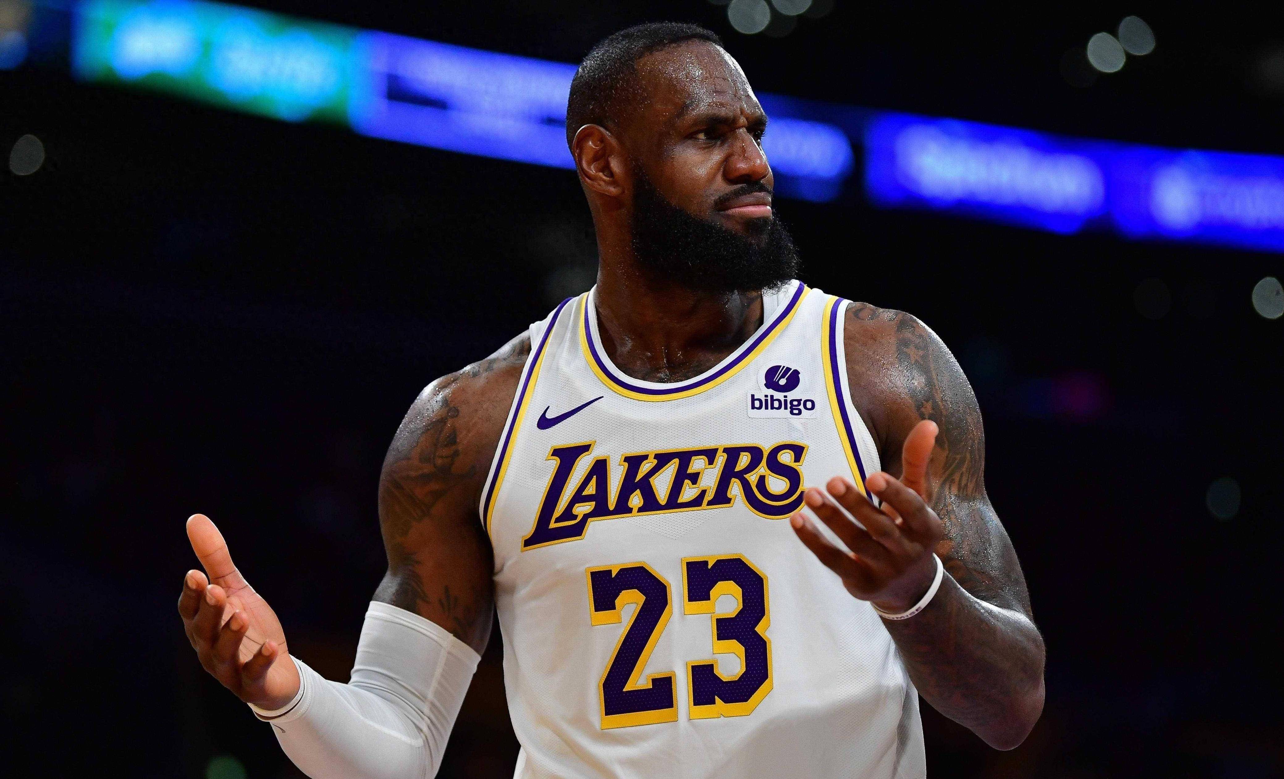 开云体育-尼克斯险胜山东队，詹姆斯刷新纪录的简单介绍