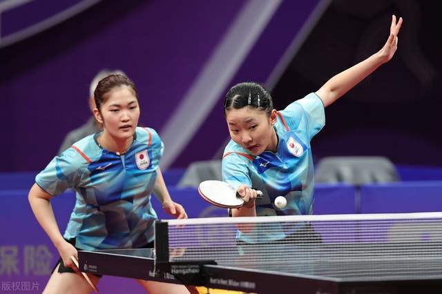 德国队完胜英格兰队，林高远带队取胜