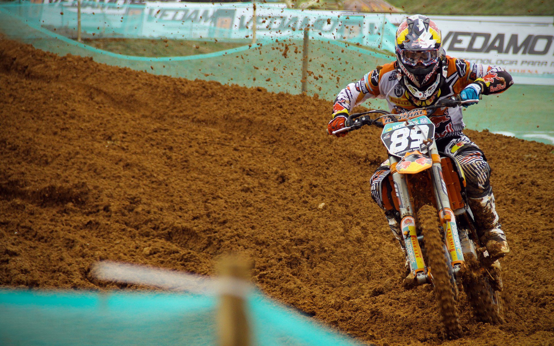 赛道奇迹，阿斯顿马丁力克梅赛德斯，勒克莱尔高光表现